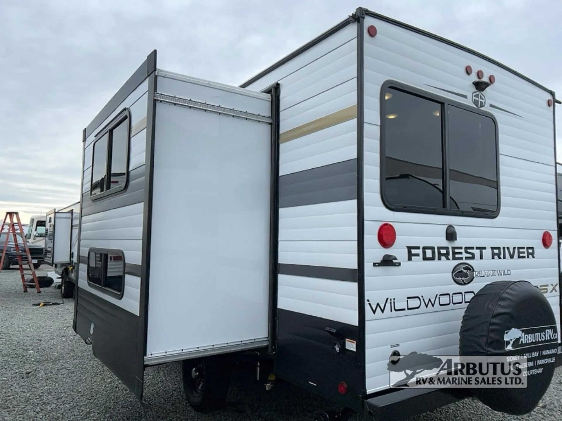 2025 Forest River Wildwood FSX 165VIEW - Photo 4