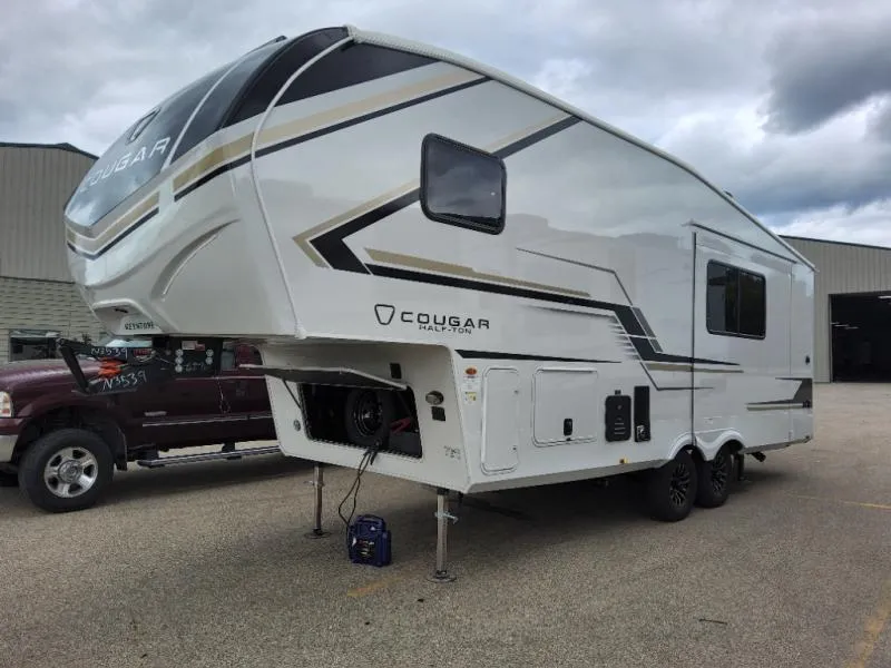 2026 Keystone RV Cougar Half-Ton 23MLE - Photo 4