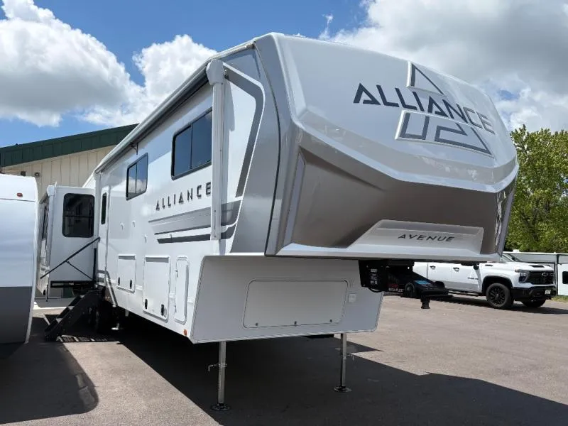 2027 Alliance RV Avenue 39MBR - Photo 2