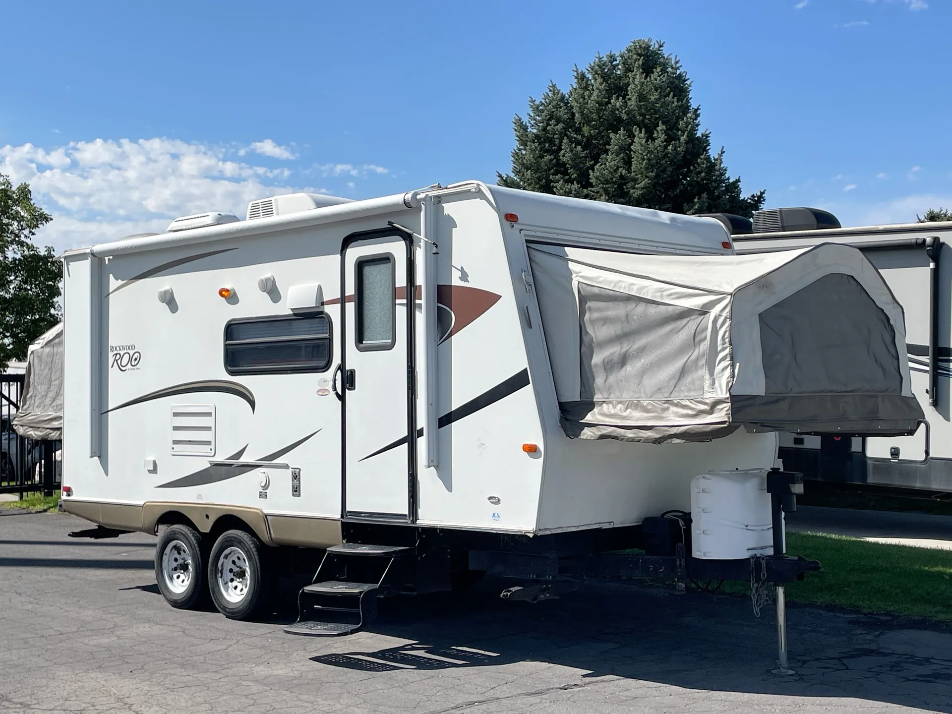 2012 Forest River Rockwood Roo 21SS - Photo 2