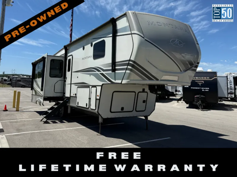 2023 Keystone Montana 3123RL - Photo 2
