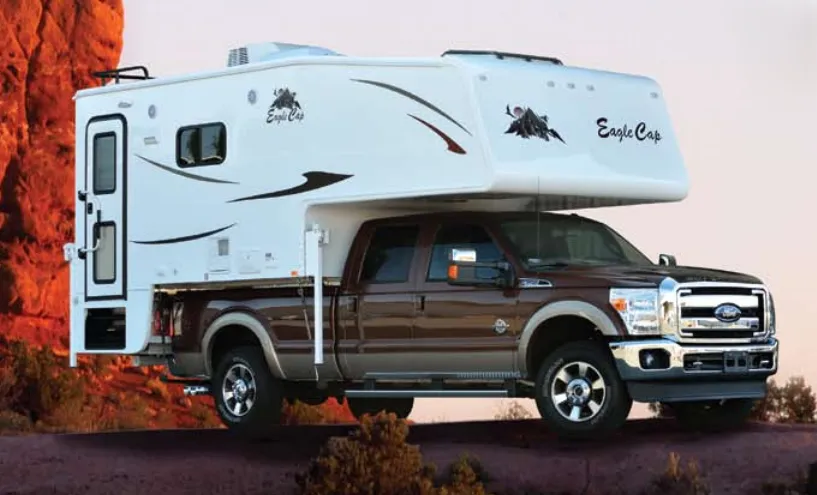 Eagle Cap 1050 exterior