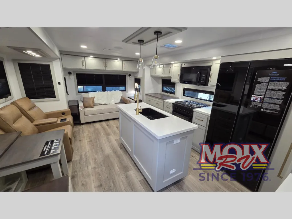 2026 Brinkley Model Z Air 297, Photos photo 2