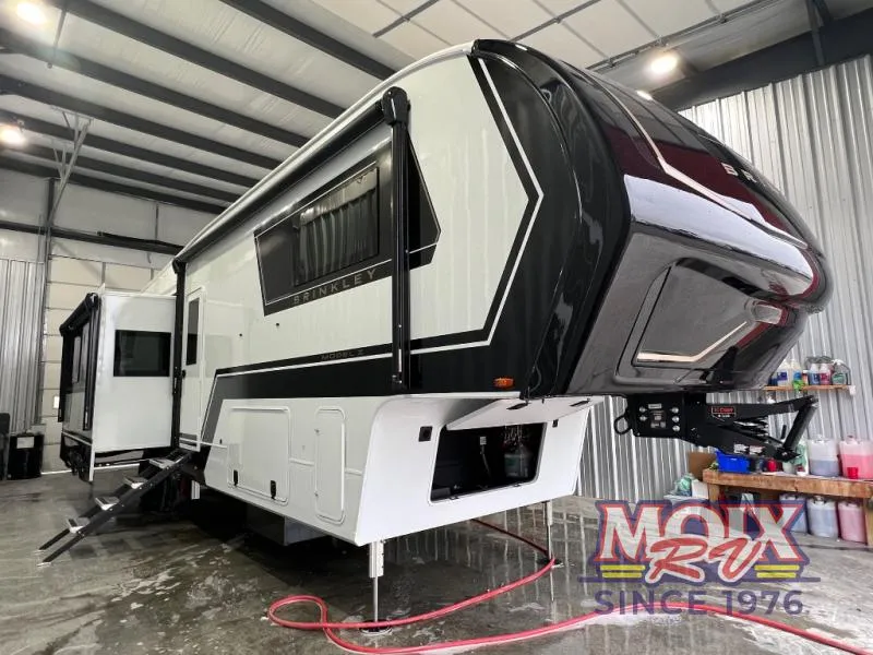 2026 Brinkley Model Z 3420 - Photo 2