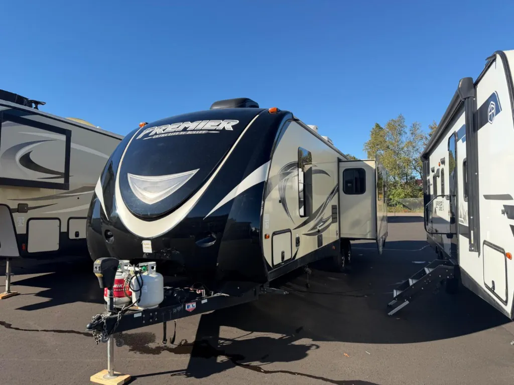 2017 Keystone Premier 30RIPR, Photos photo 6