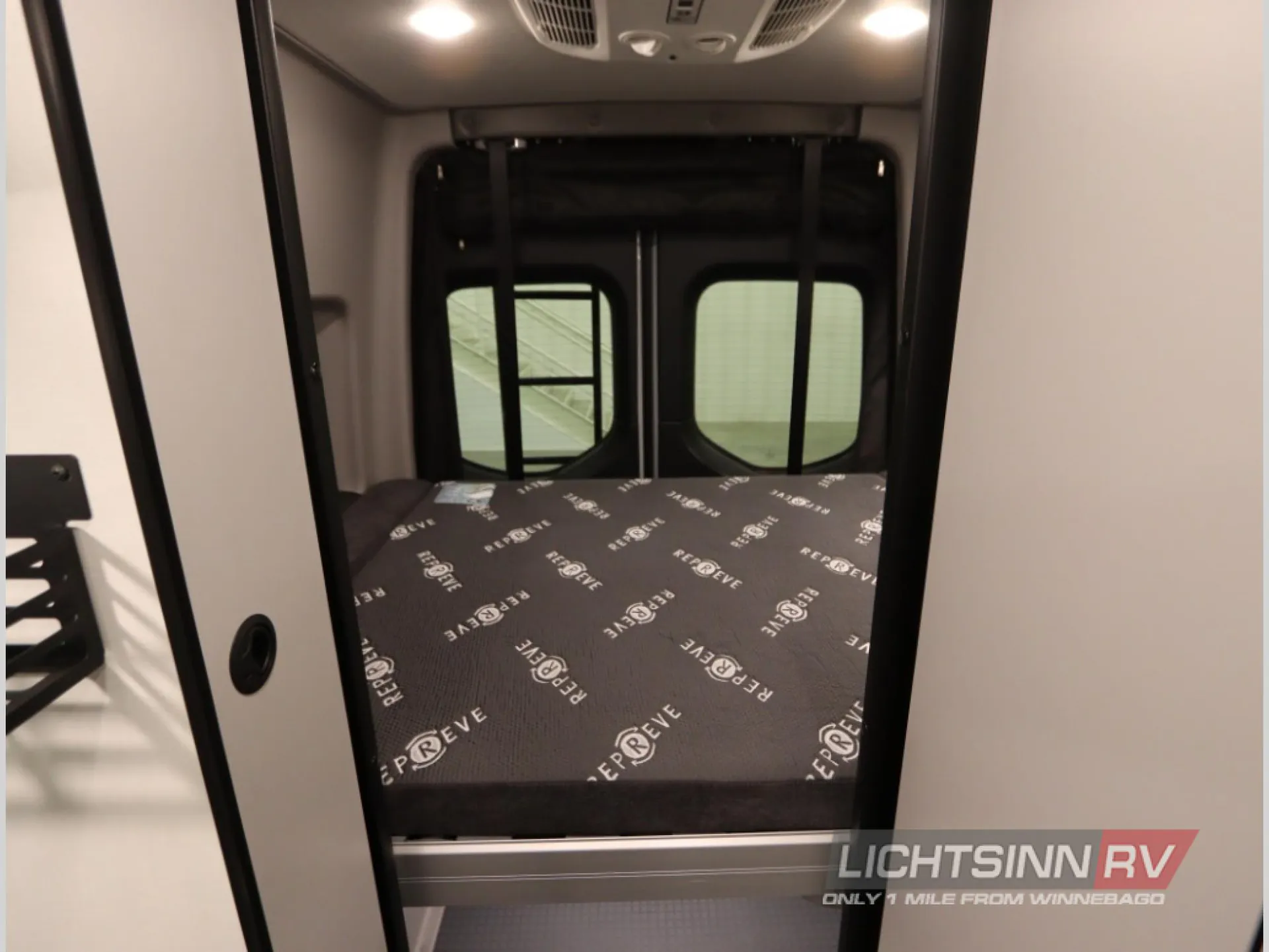 2027 Winnebago Revel Sport 44N - Photo 4