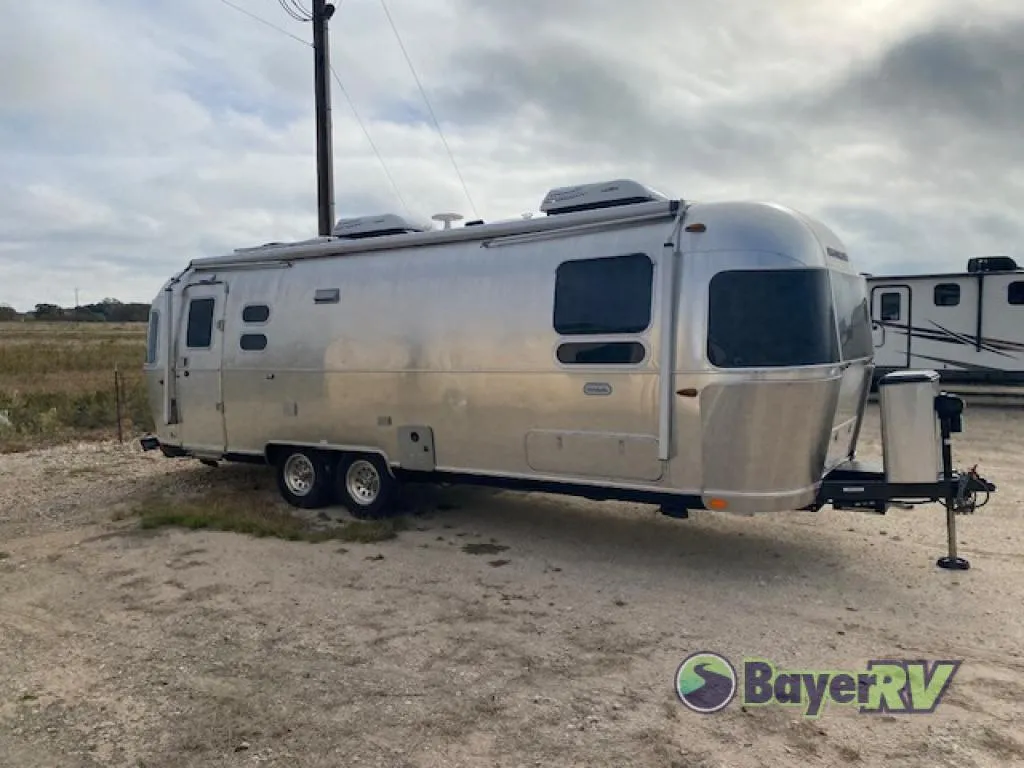 2021 Airstream Globetrotter 27FB Twin - Photo 2