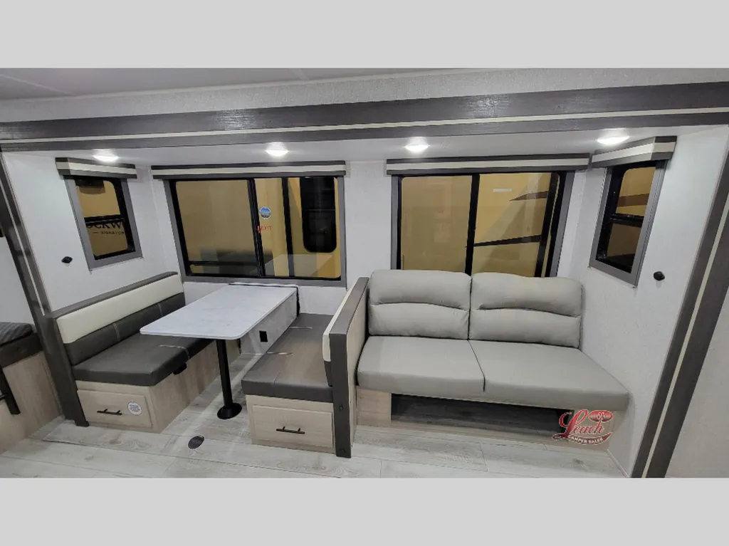 2026 East to West Della Terra 275BH, Photos photo 7