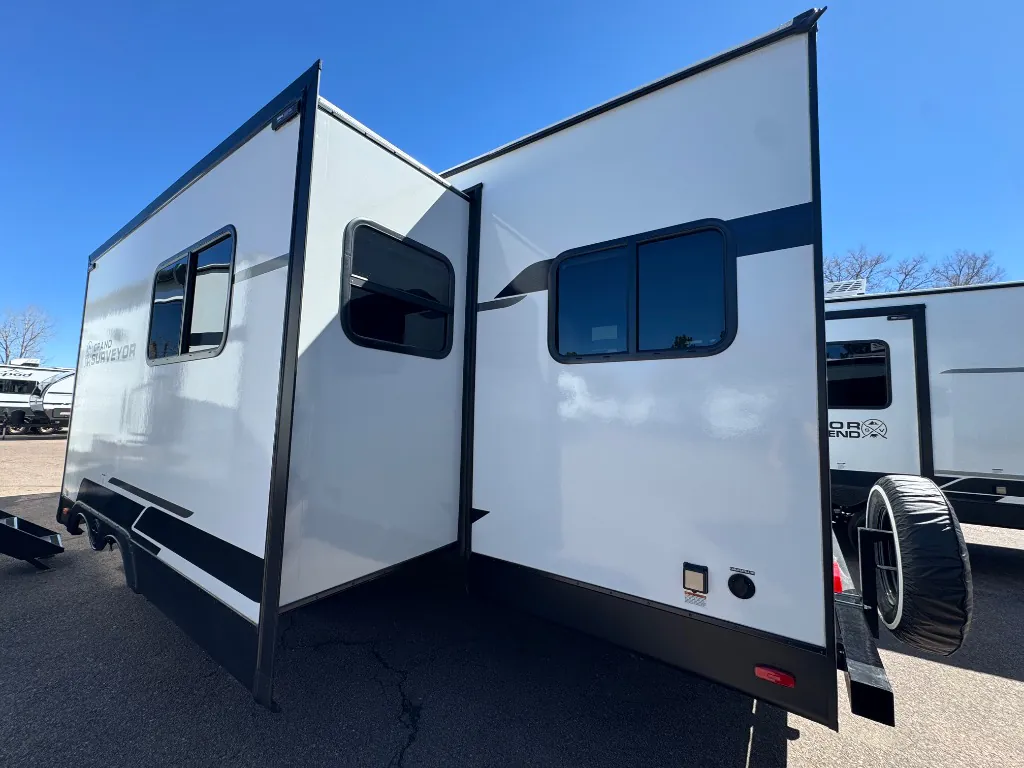 2026 Forest River Grand Surveyor 253RLS - Photo 4