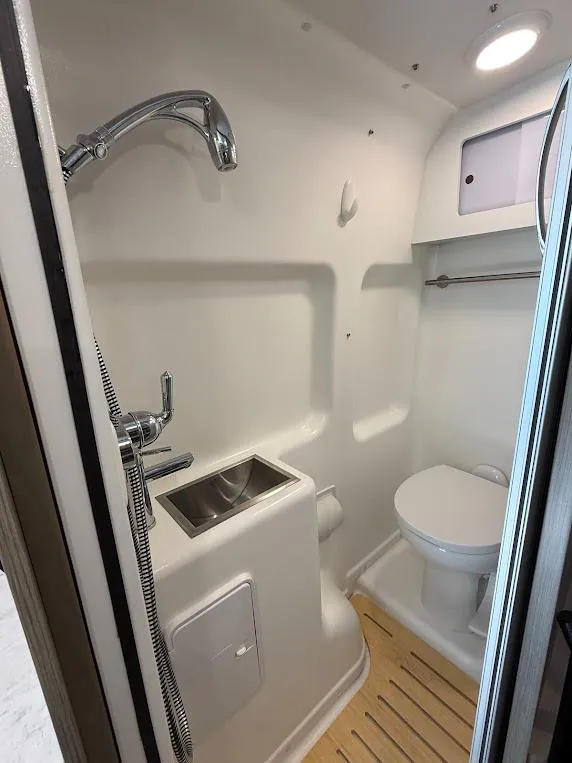 2025 Winnebago Travato 59G, Photos photo 7