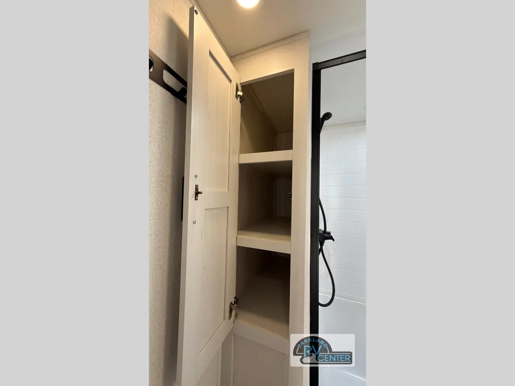 2027 Forest River Solaire 3060RKTS, Photos photo 40