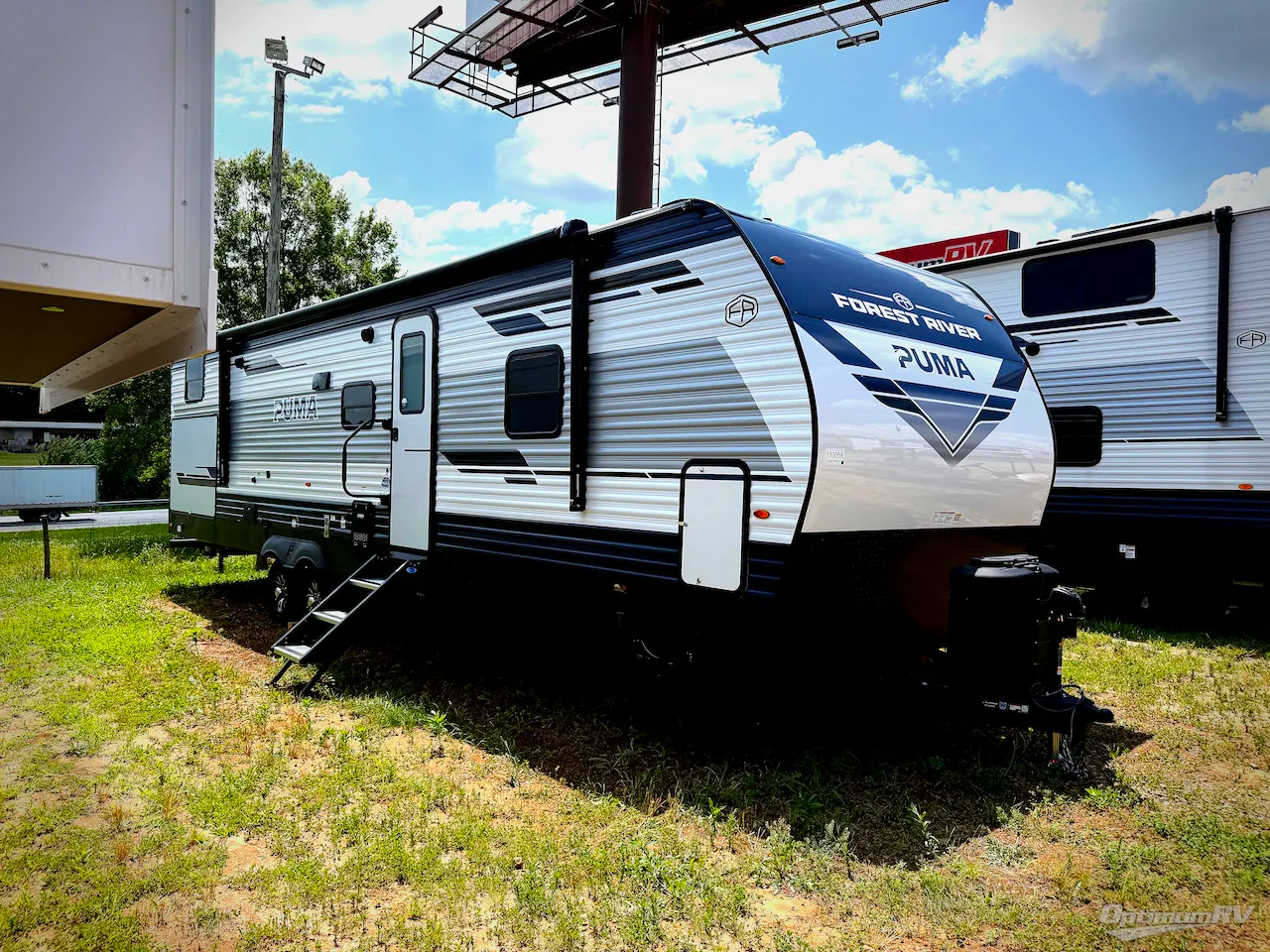 2027 Forest River Puma 32RBFQ dealer photo 1 from Optimum RV