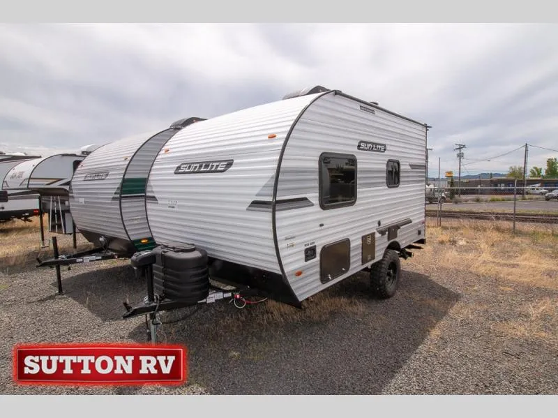 2027 Sunset Park RV Sunlite 16BH - Photo 2