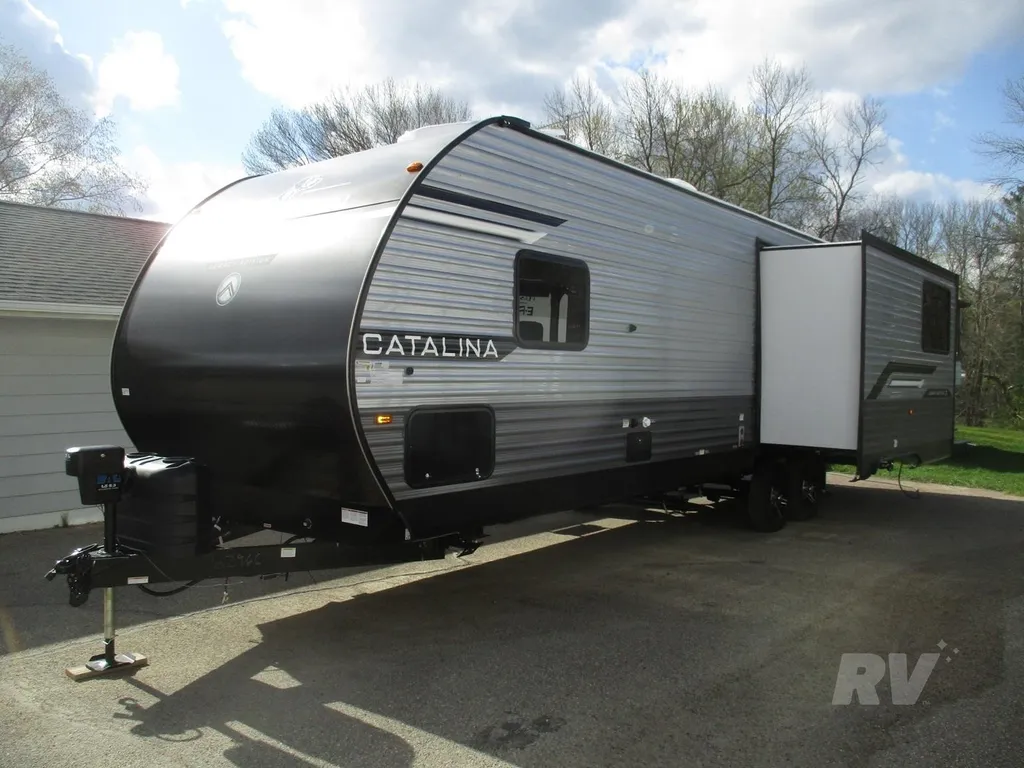 2026 Coachmen Catalina Legacy Edition 283RNR, Photos photo 3