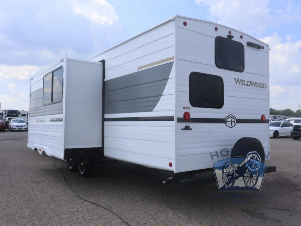 2026 Forest River Wildwood 300ICE, Photos photo 5
