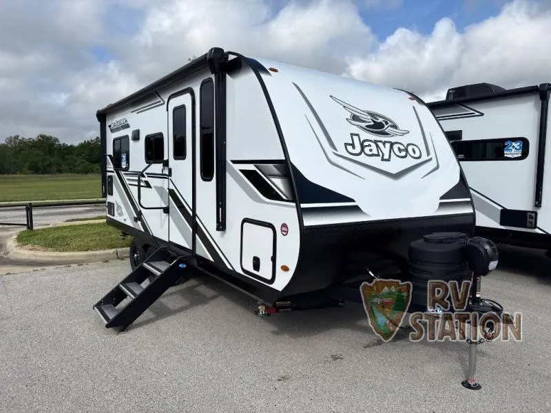 2026 Jayco Jay Feather 19MRK - Photo 2