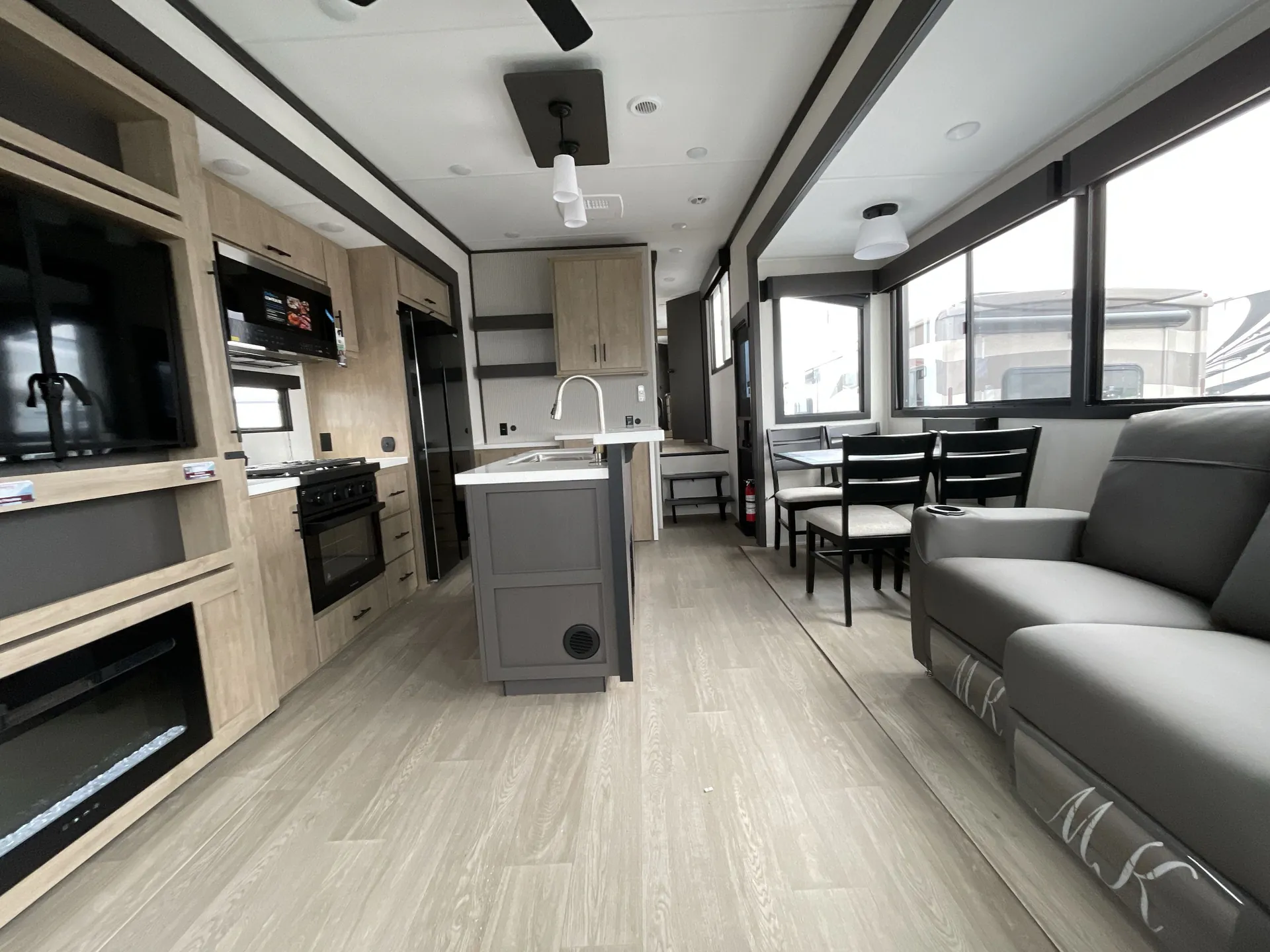 2026 Forest River Campsite Elite 32BAM — living area main