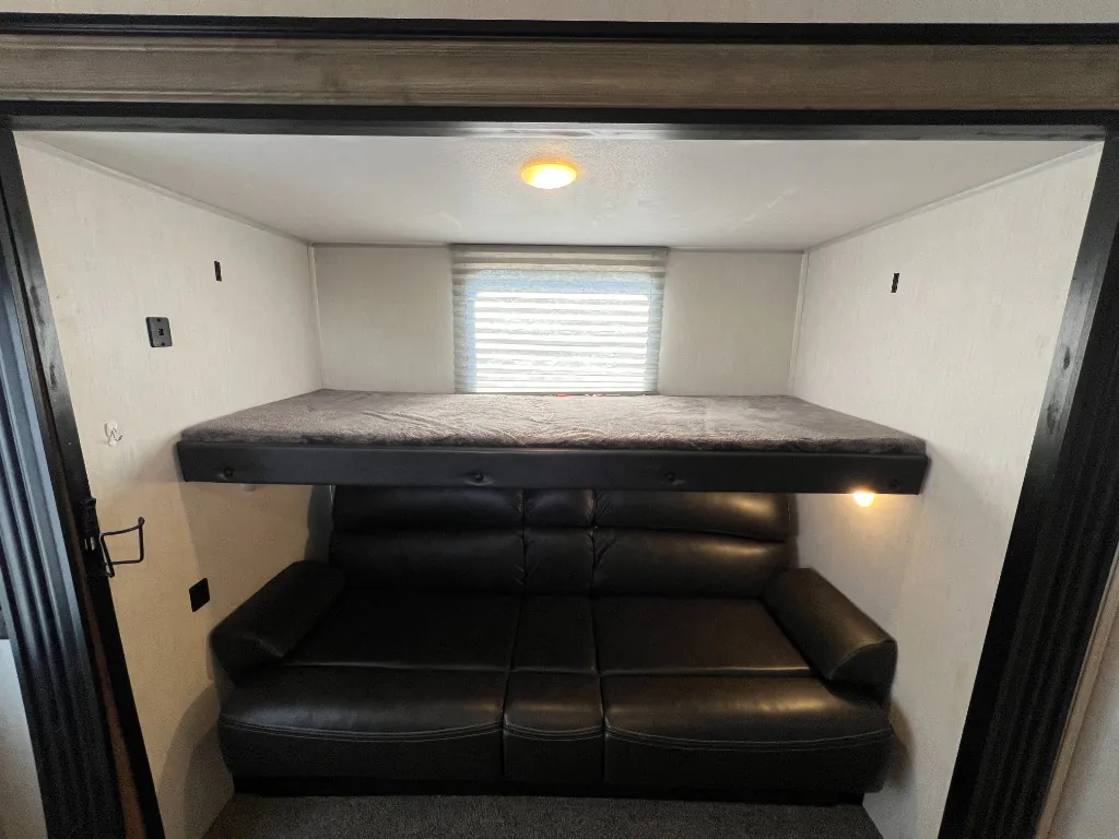 2022 Forest River Cherokee 294BH — Photo 5