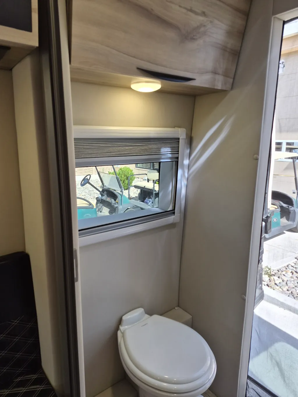 2027 Chinook RV Bayside TB, Photos photo 10