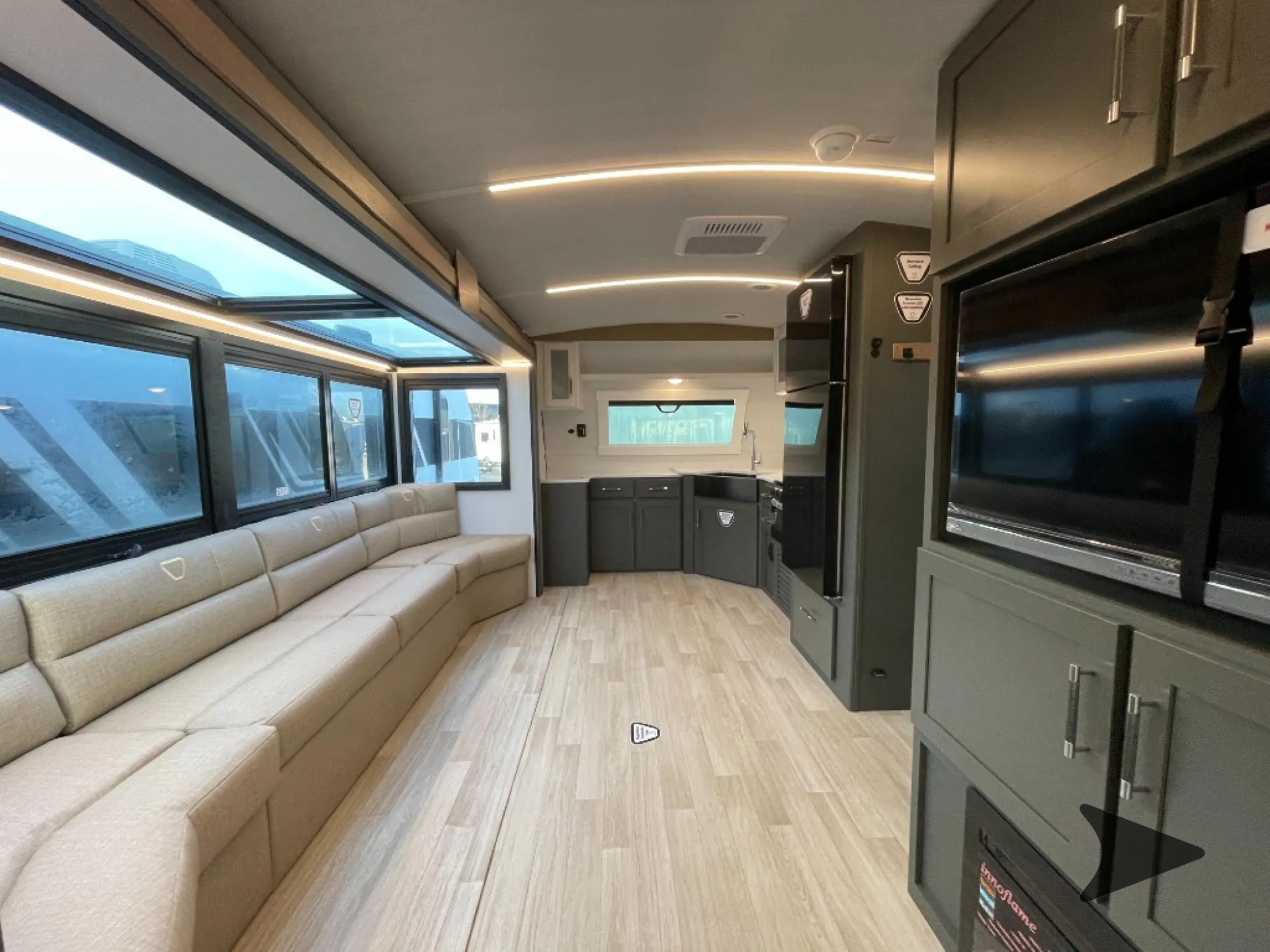 2026 Keystone BULLET PREMIUM 265FKS - Photo 3