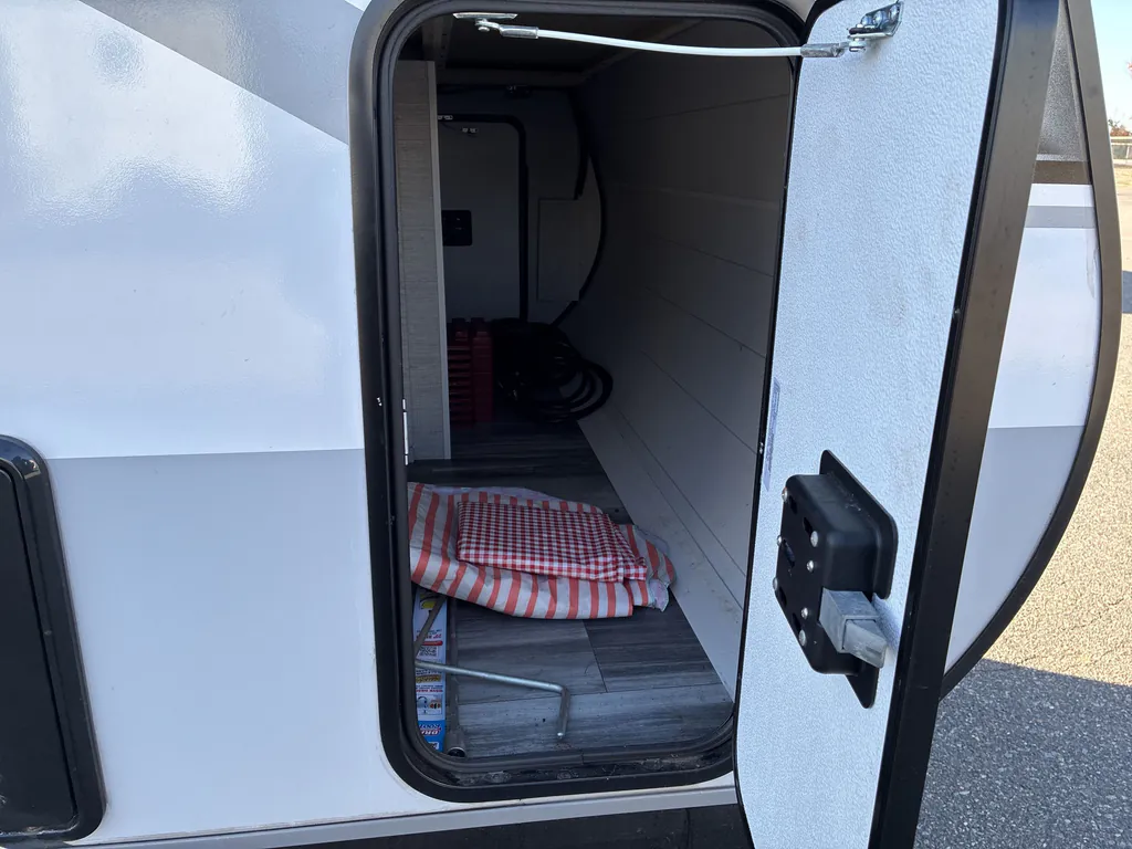 2025 Jayco Jay Feather 26FK, Photos photo 21