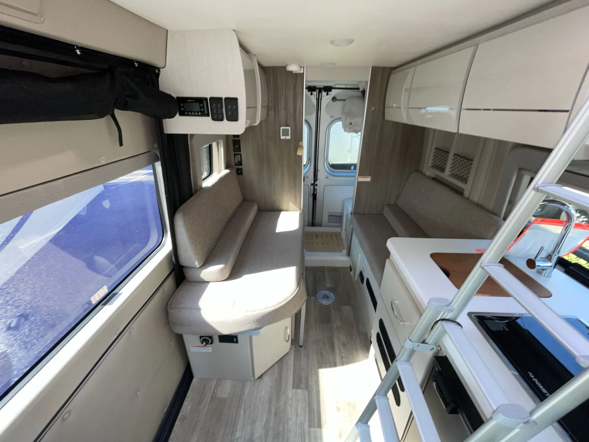 2024 Thor Motor Coach Rize 18G — living area main