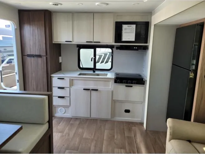 2026 Winnebago Access 25RK - Photo 4