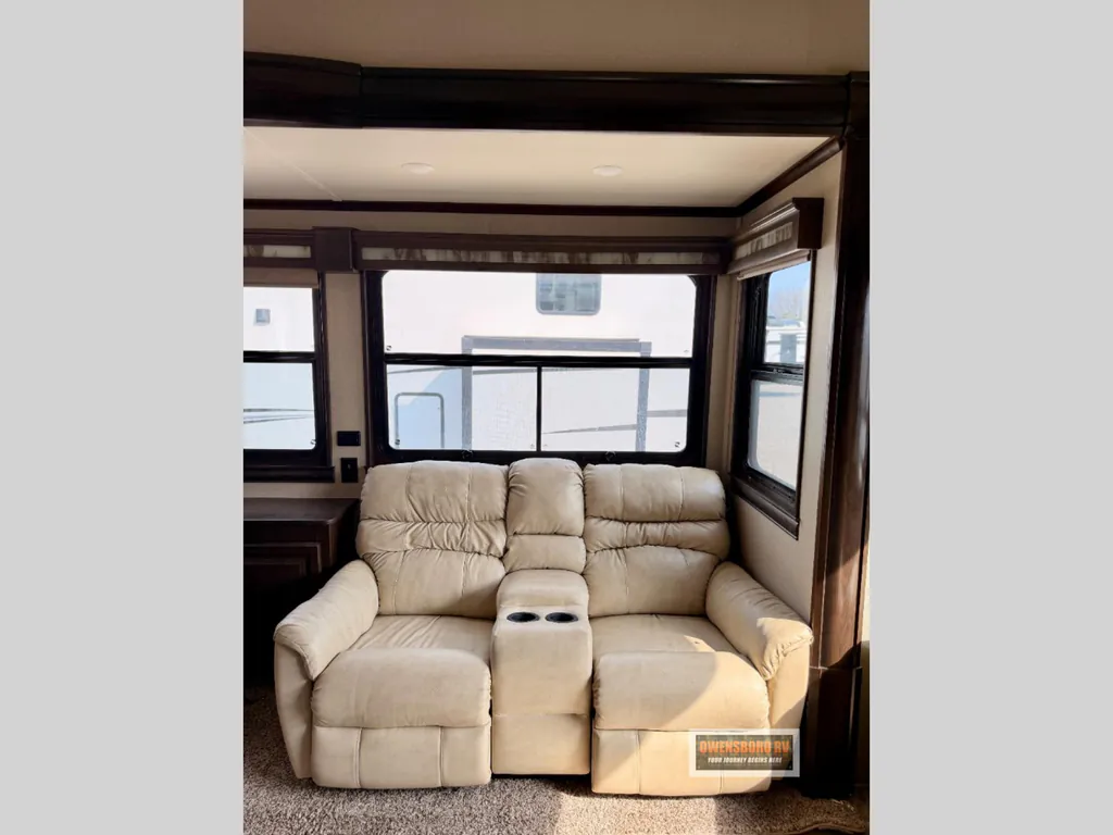 2017 Forest River Riverstone Legacy 38FB, Photos photo 31