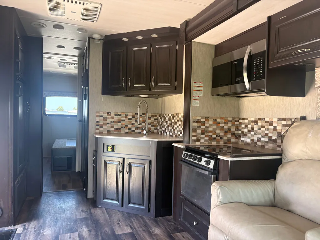 2019 Nexus Wraith 33W, Photos photo 10