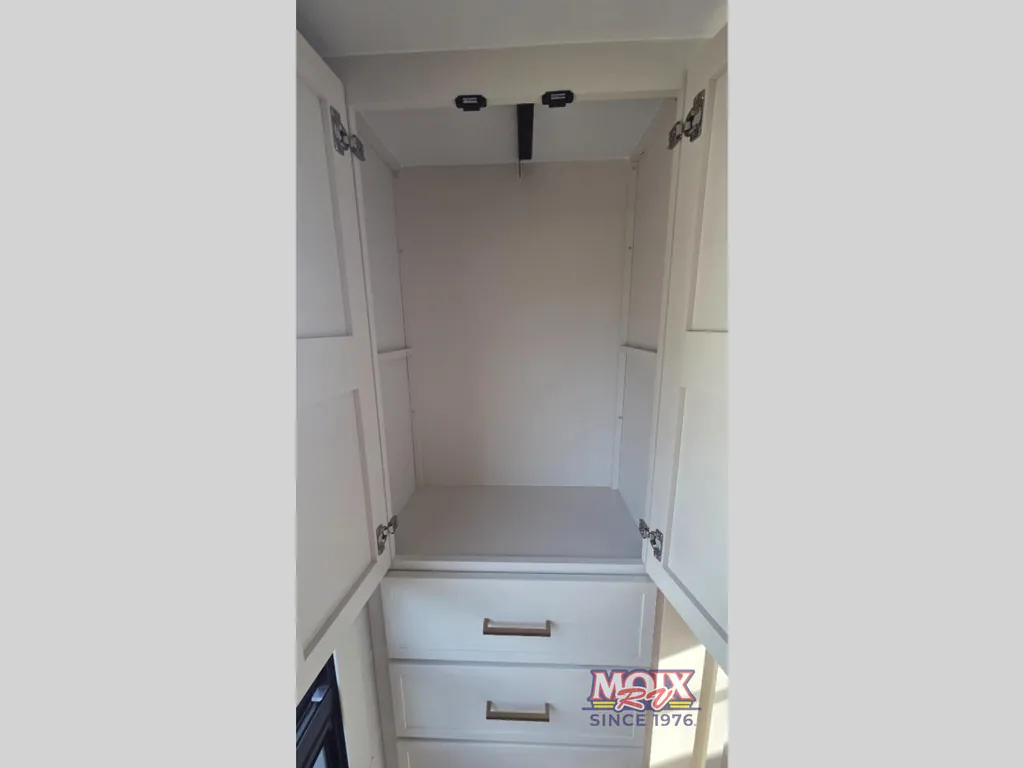 2025 Brinkley Model I 265, Photos photo 18