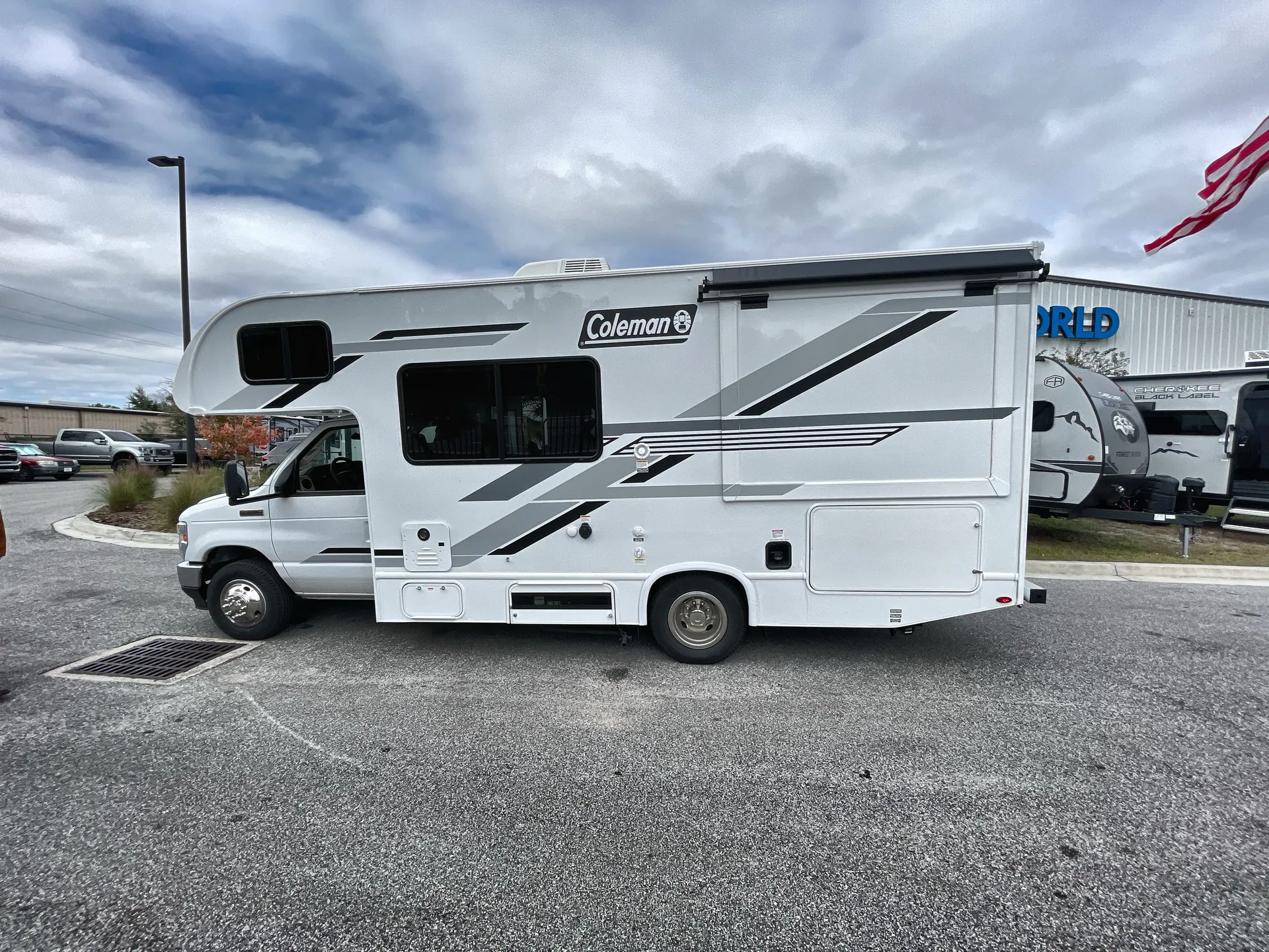 2026 Thor Motor Coach Coleman 22EZ - Photo 2