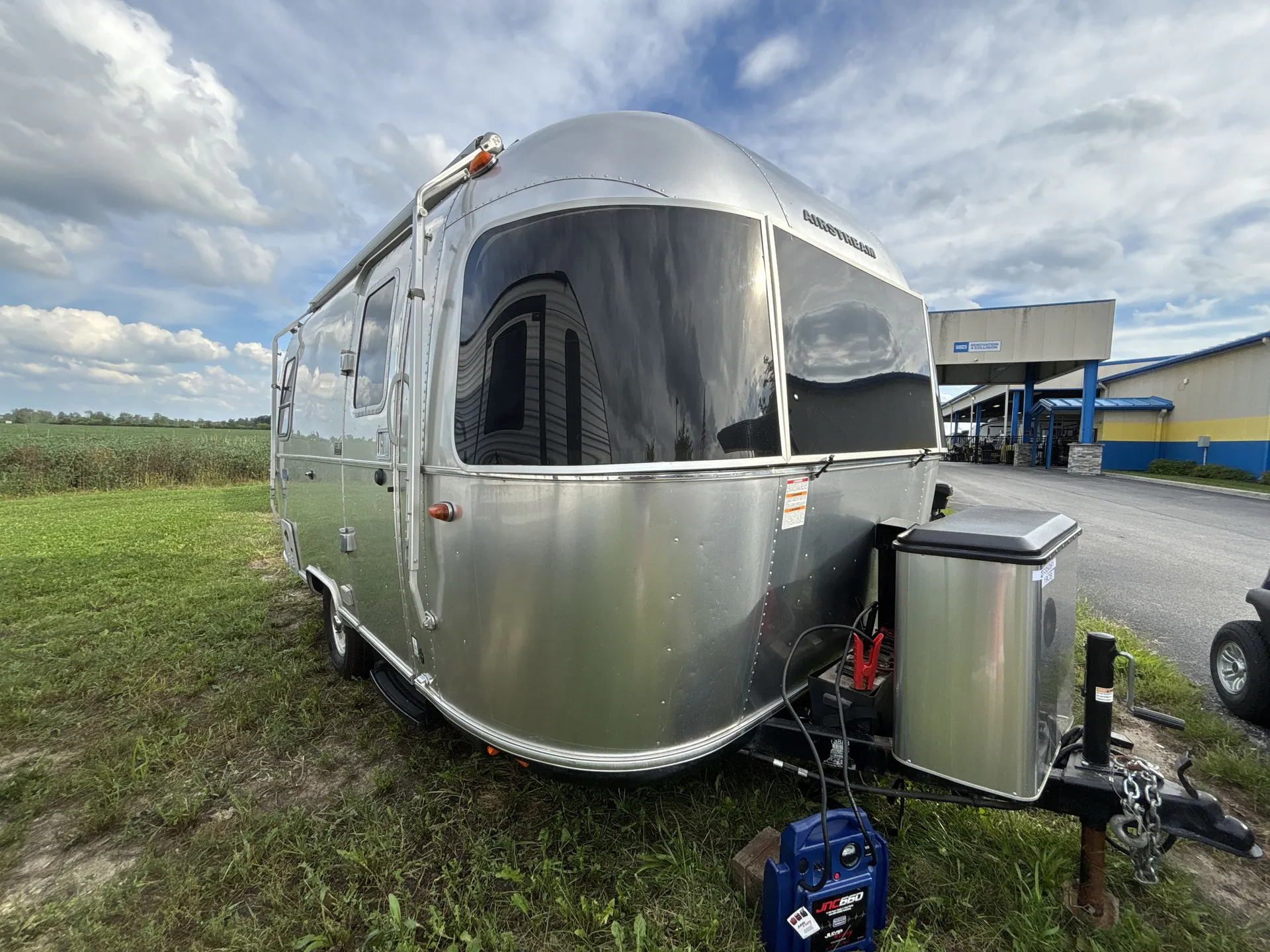 2021 Airstream Bambi 19CB - Photo 2