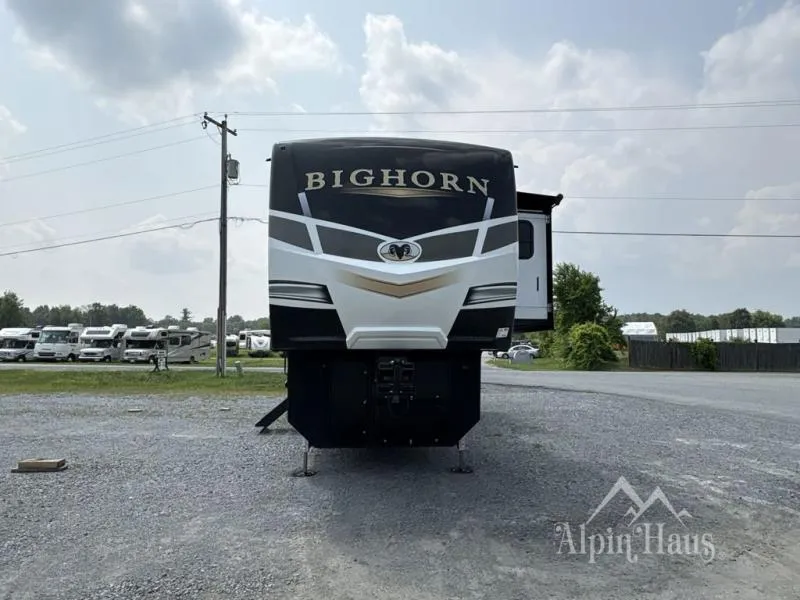 2022 Heartland Bighorn 3120RK - Photo 3