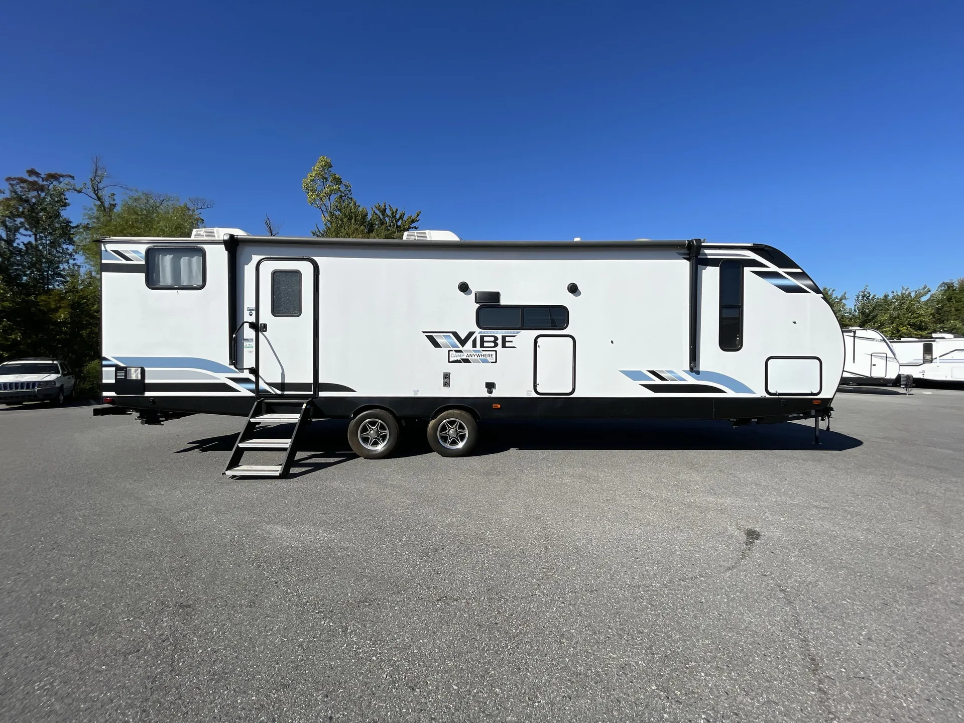 2022 Forest River Vibe 28BH — off campside