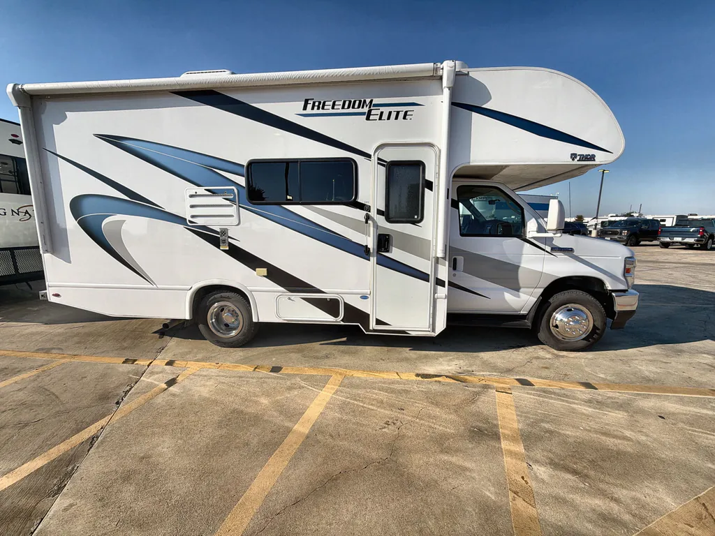 2022 Thor Motor Coach Freedom Elite 22FE, Photos photo 3