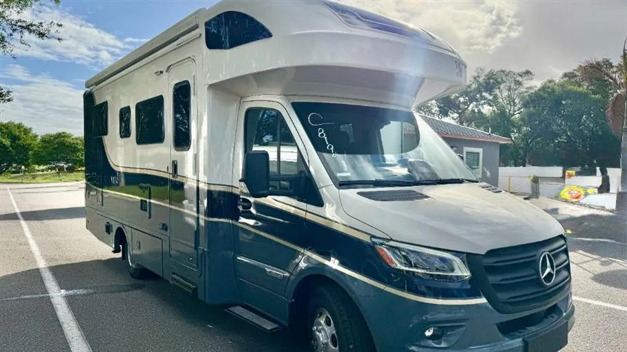 2027 Winnebago View 24R - Photo 2