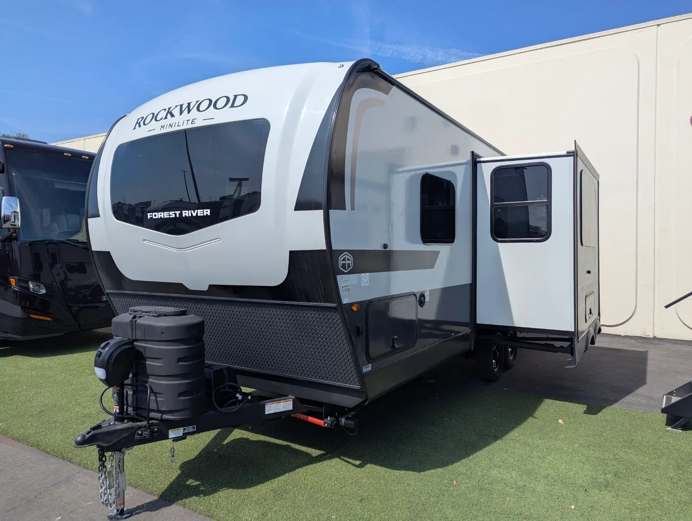2026 Forest River Rockwood Mini Lite 2520BH - Photo 4