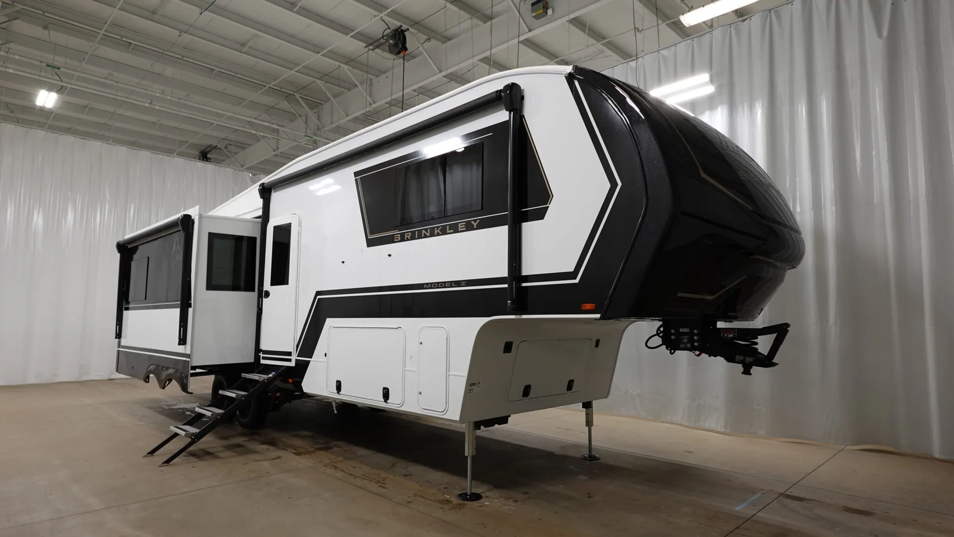 2026 Brinkley Model Z 3100 - Photo 2