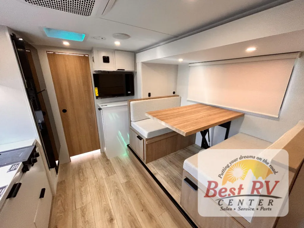 2027 Winnebago Micro Minnie 2108DS, Photos photo 17