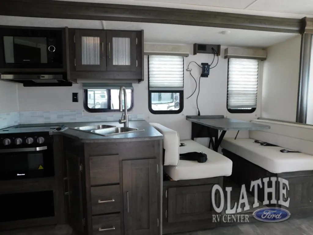 2023 Coachmen Pursuit 31BH, Photos photo 12