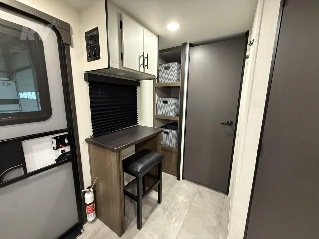 2027 Forest River Tracer 255DS, Photos photo 6