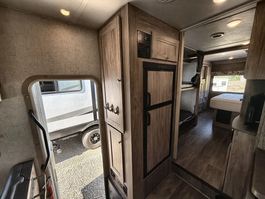 2022 Forest River Cherokee 304RK, Photos photo 8
