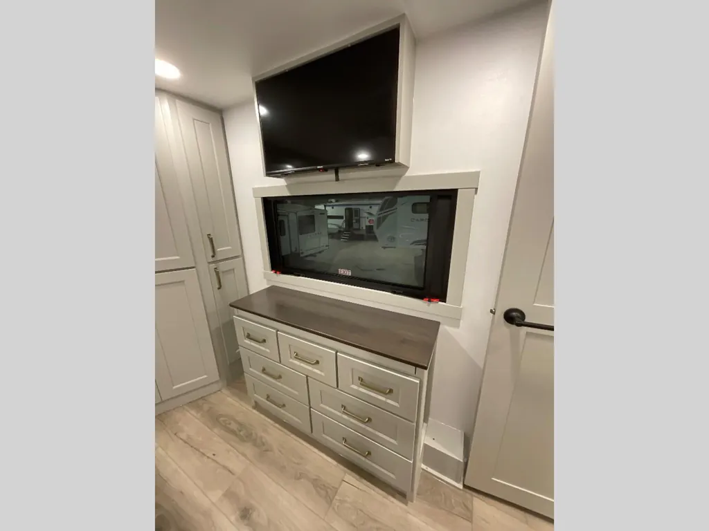 2025 Brinkley Model G 4100, Photos photo 43