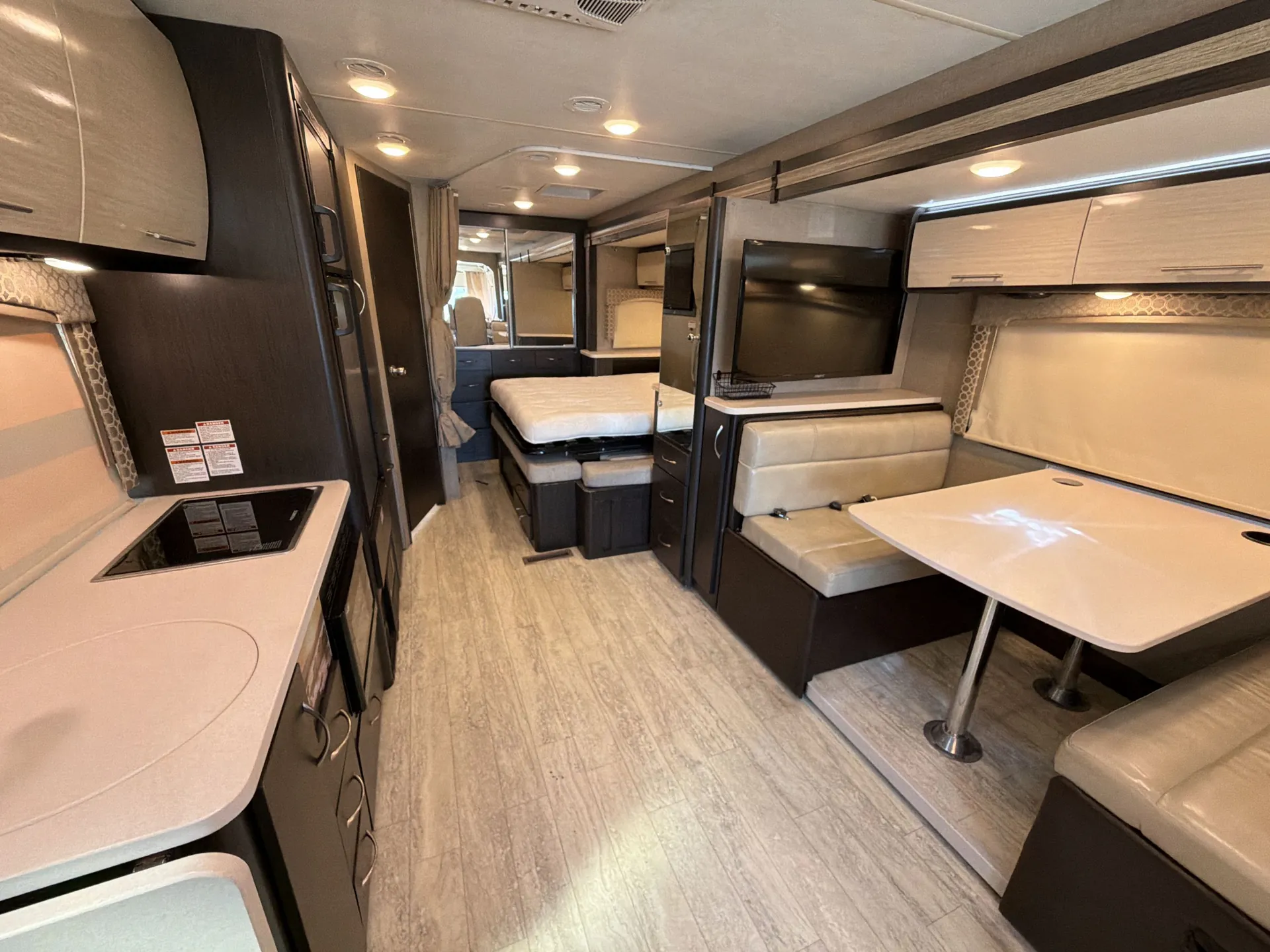 2019 Thor Motor Coach Axis 25.6 — living area main