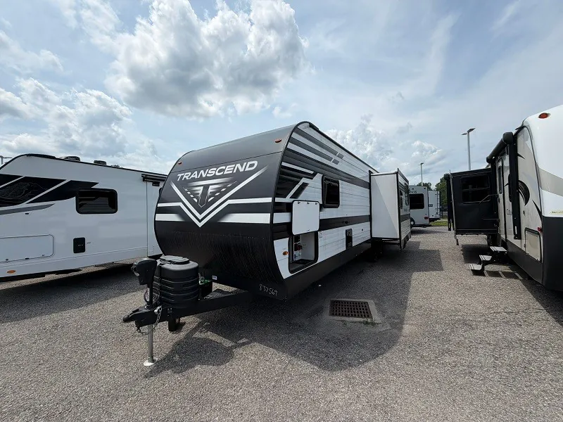 2025 Grand Design Transcend 295QBT - Photo 2