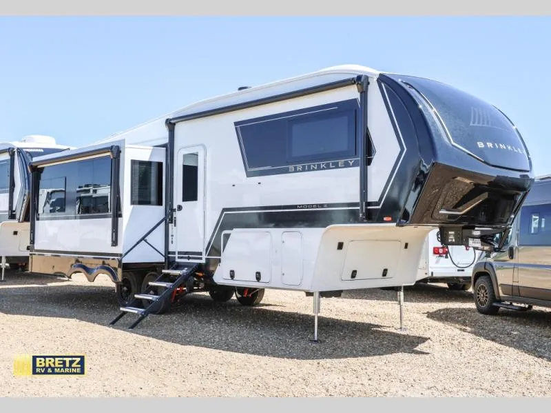 2026 Brinkley Model Z 2900 - Photo 2