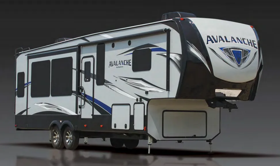 Keystone Avalanche 365MB exterior