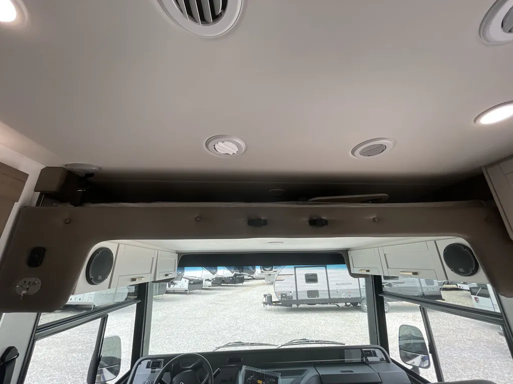 2027 Entegra Coach Vision XL 36C, Photos photo 37