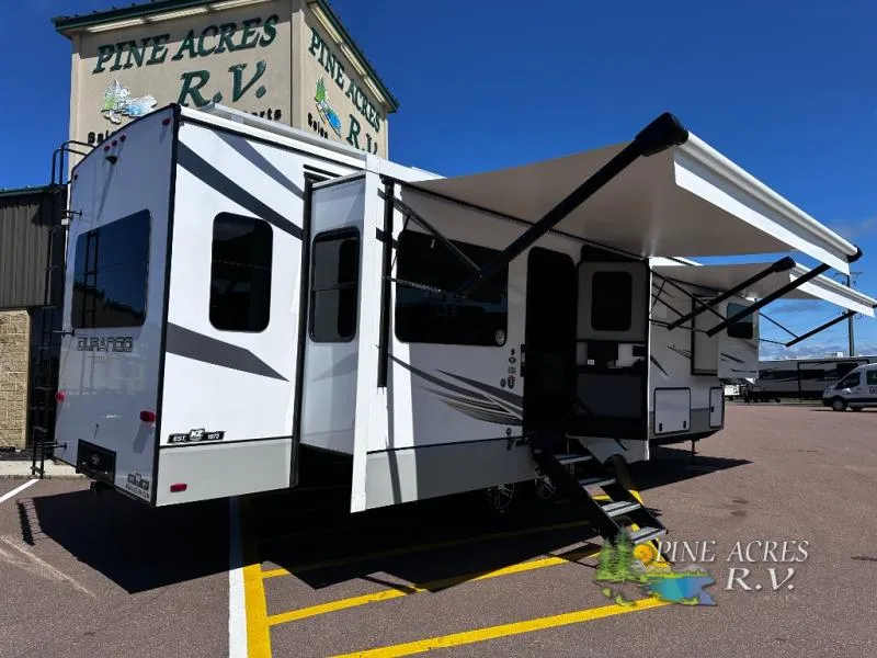 2024 KZ Durango Gold New    G383RLQ Huge - Photo 4