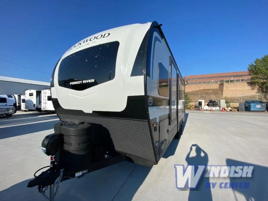 2026 Forest River Rockwood Mini Lite 2522FB - Photo 4